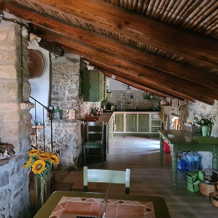 Casa Di Pietra Villa Usellus Exteriör bild