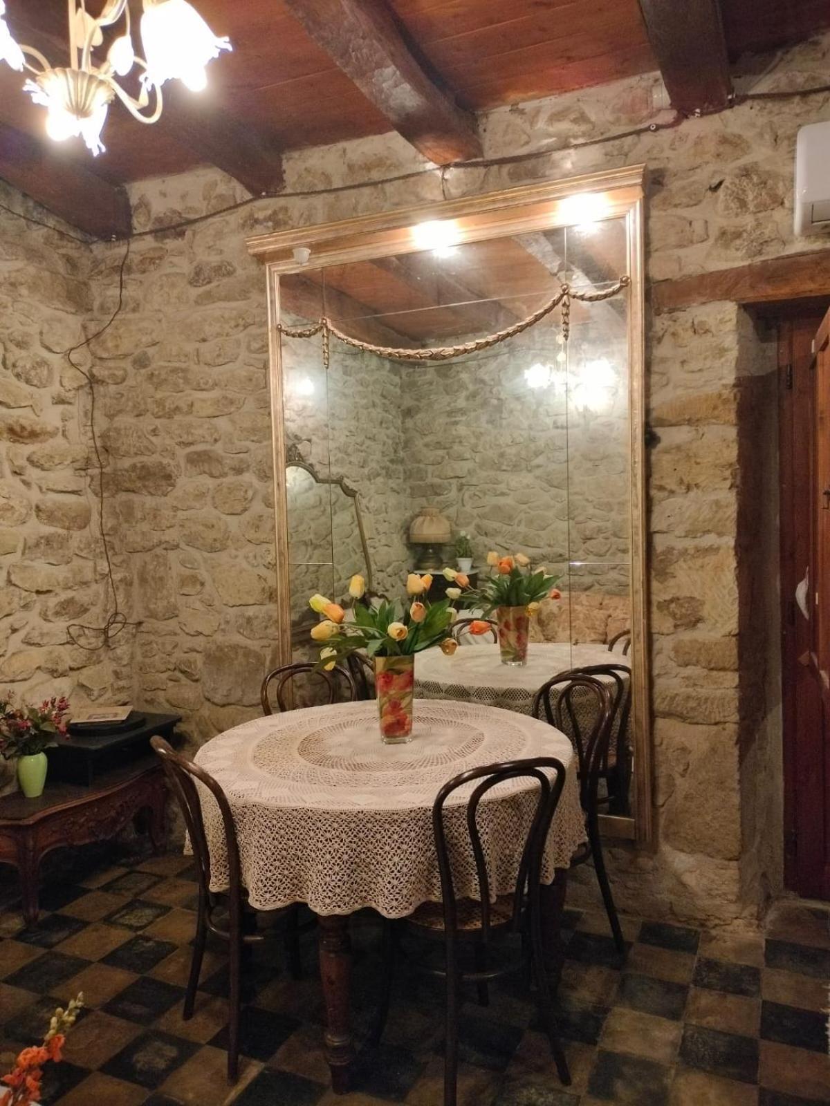 Casa Di Pietra Villa Usellus Exteriör bild