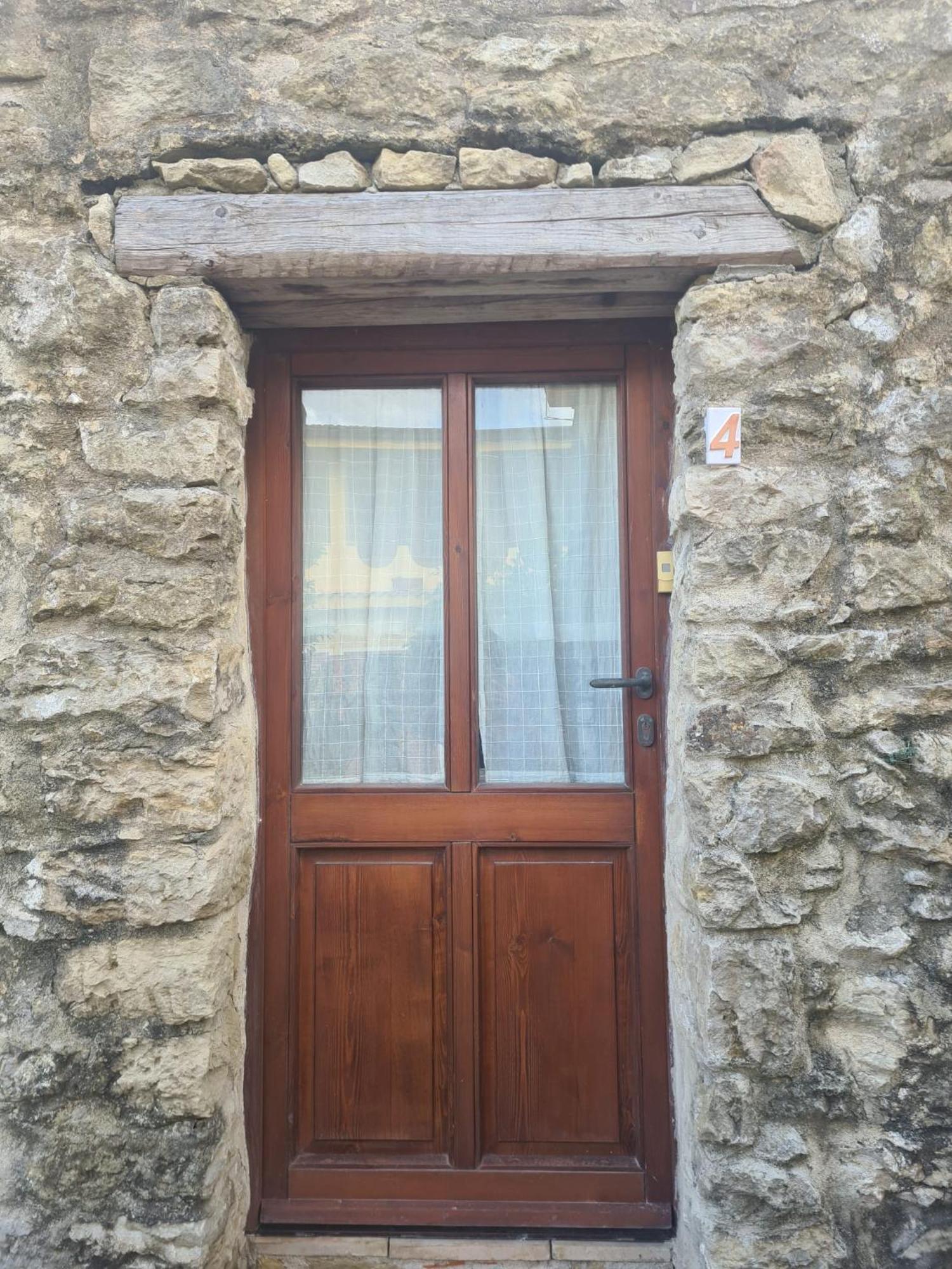 Casa Di Pietra Villa Usellus Exteriör bild
